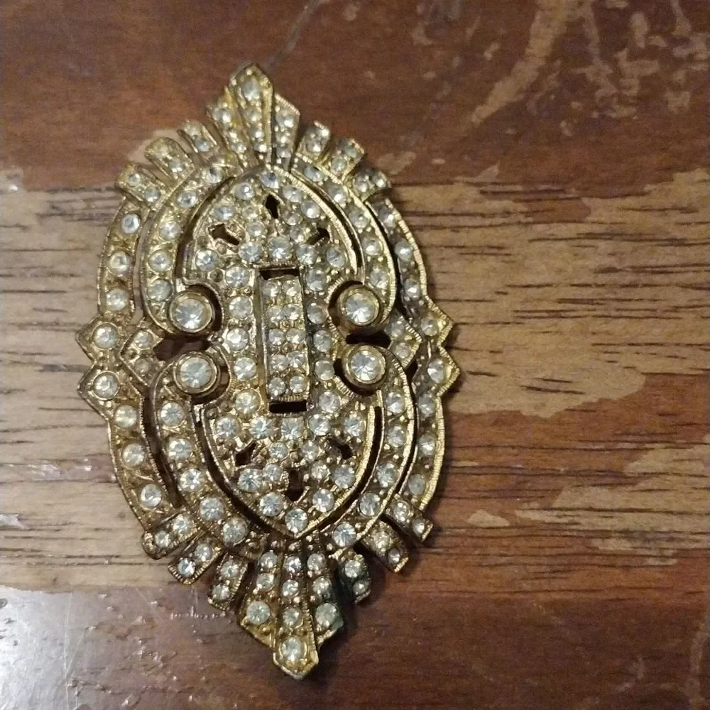 Vintage art deco rhinestone broach